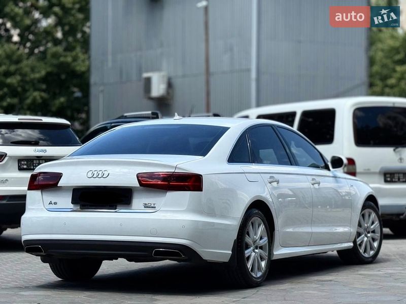Седан Audi A6 2015 в Одессе