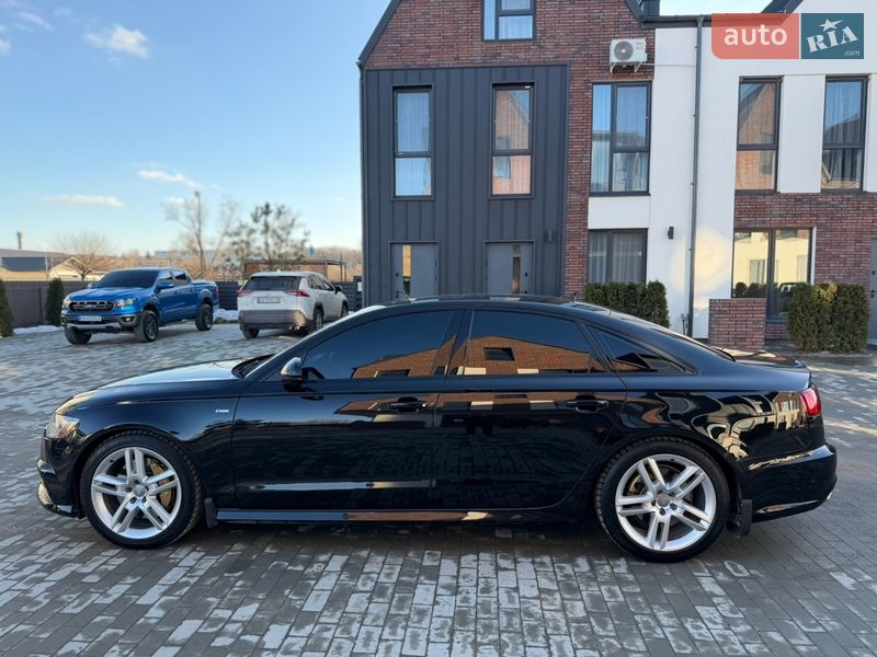 Седан Audi A6 2016 в Умані