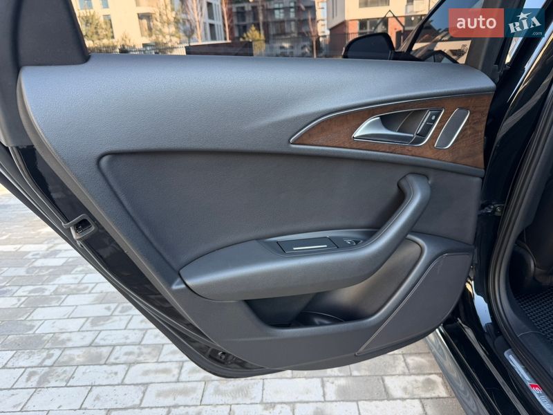 Седан Audi A6 2016 в Умані
