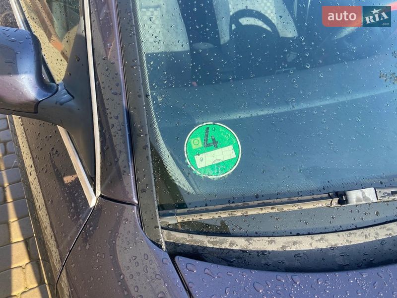 Седан Audi A6 2002 в Камені-Каширському