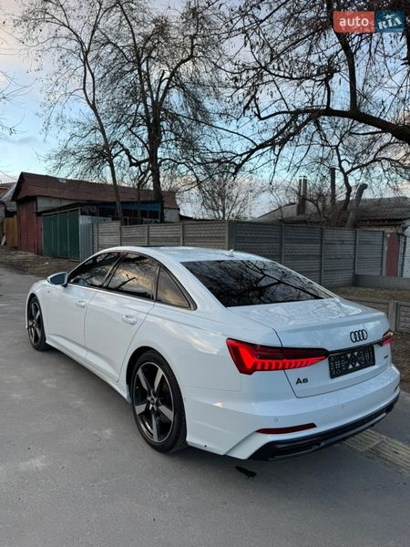 Седан Audi A6 2021 в Новомосковске