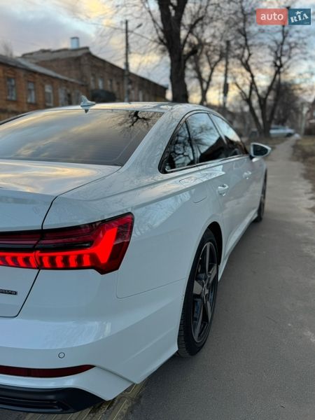Седан Audi A6 2021 в Новомосковске