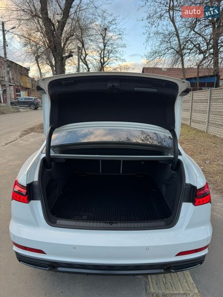 Седан Audi A6 2021 в Новомосковске