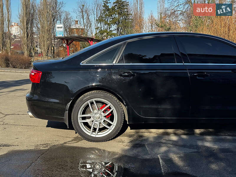 Седан Audi A6 2013 в Киеве