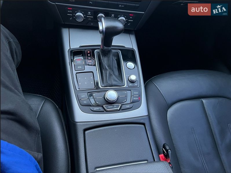 Седан Audi A6 2013 в Краснограді