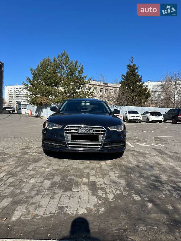 Седан Audi A6 2012 в Киеве