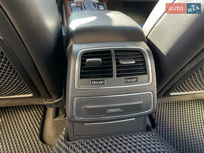 Седан Audi A6 2012 в Киеве