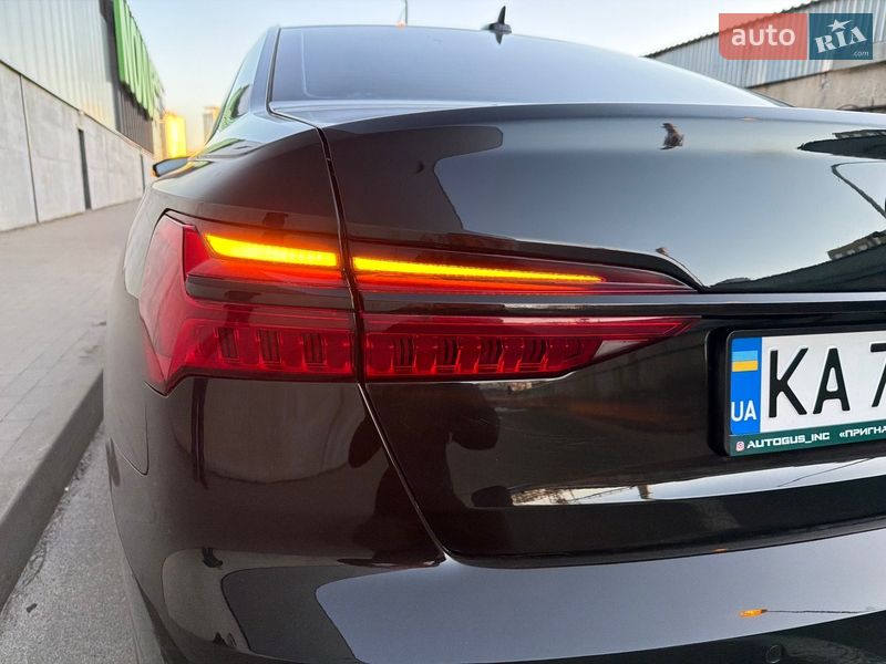 Седан Audi A6 2022 в Киеве