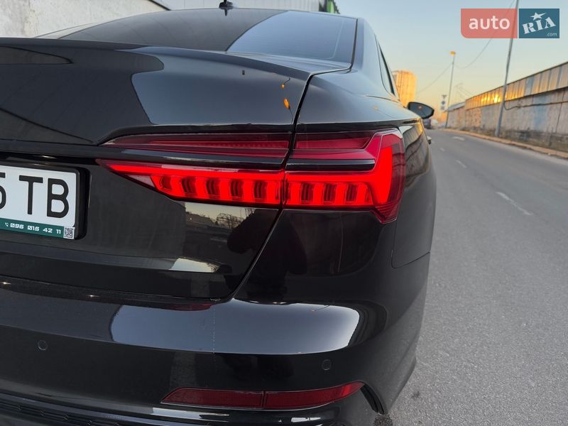 Седан Audi A6 2022 в Киеве