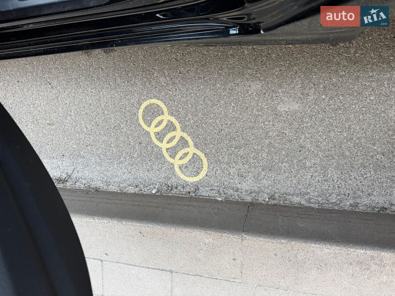 Седан Audi A6 2022 в Киеве