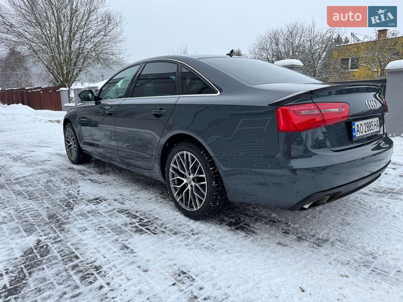 Седан Audi A6 2013 в Рахові