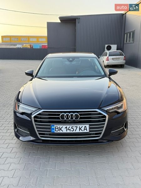 Седан Audi A6 2020 в Ровно