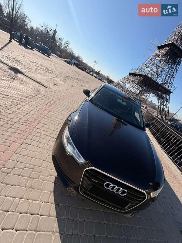 Седан Audi A6 2012 в Харькове