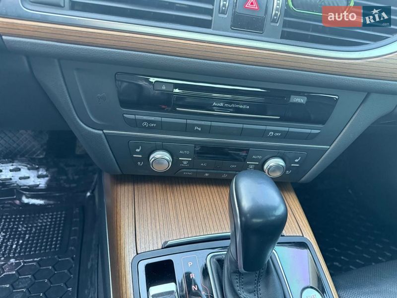 Седан Audi A6 2015 в Ровно