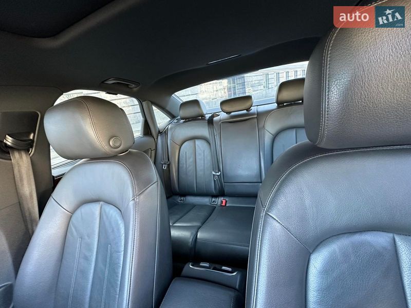 Седан Audi A6 2013 в Харькове