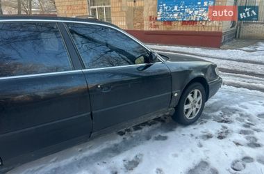 Седан Audi A6 1996 в Ромнах