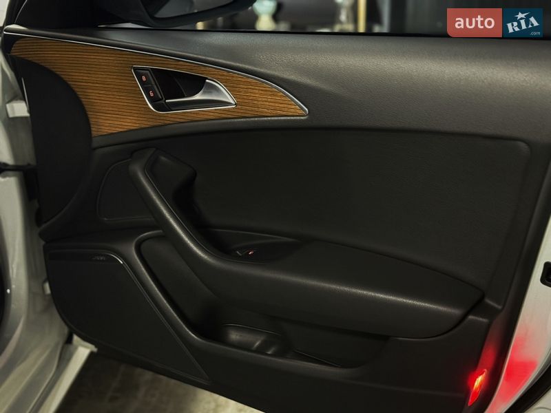 Седан Audi A6 2015 в Киеве