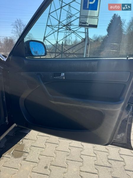 Седан Audi A6 1996 в Старом Самборе