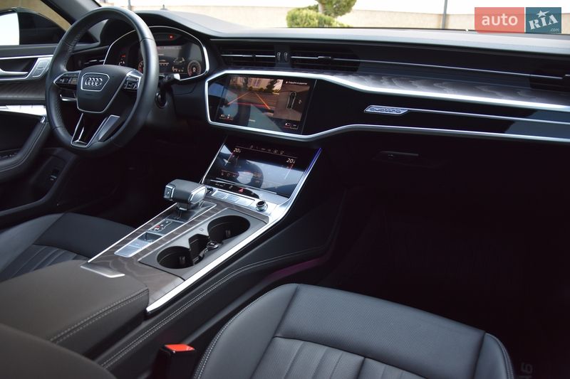 Седан Audi A6 2023 в Львове