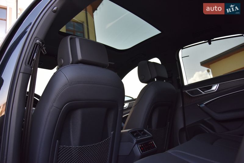 Седан Audi A6 2023 в Львове