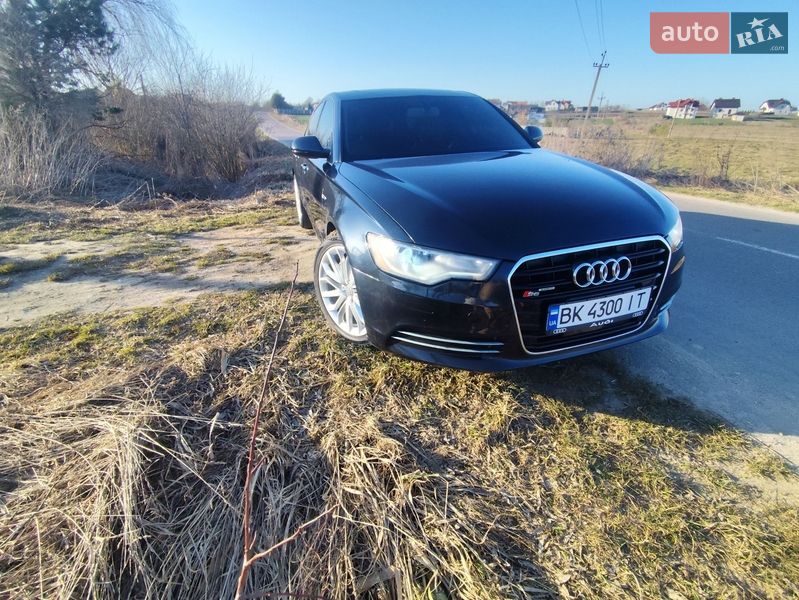 Седан Audi A6 2013 в Новояворівську