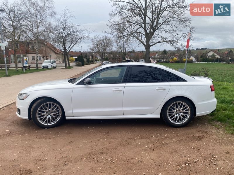 Седан Audi A6 2015 в Долині