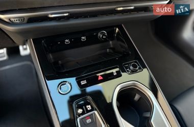 Седан Audi A6 2025 в Львове