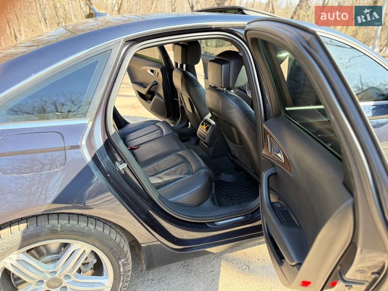 Седан Audi A6 2014 в Киеве