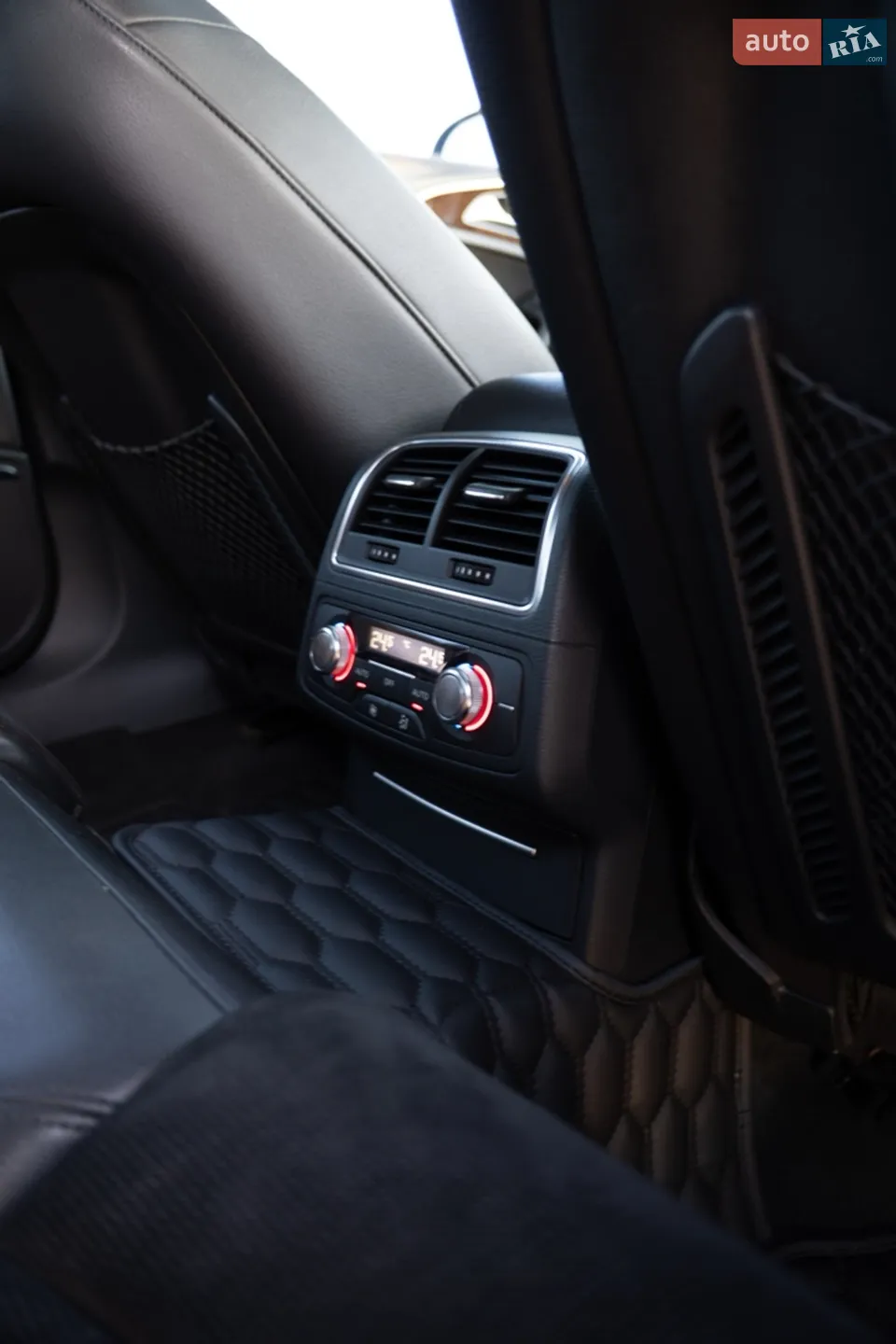 2011 Audi A6 - мініатюра 10