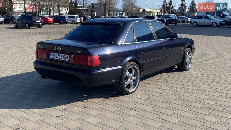 Седан Audi A6 1995 в Гайсине