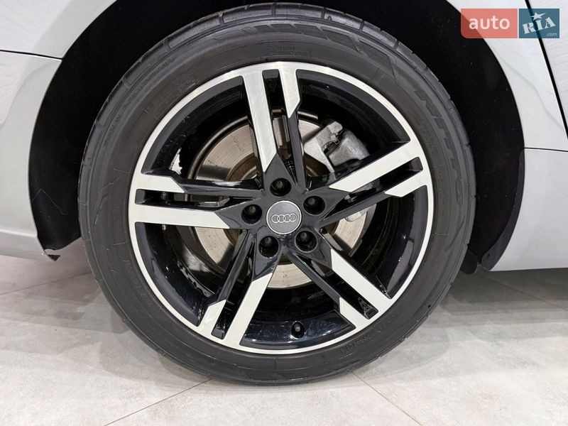 Седан Audi A6 2014 в Одессе