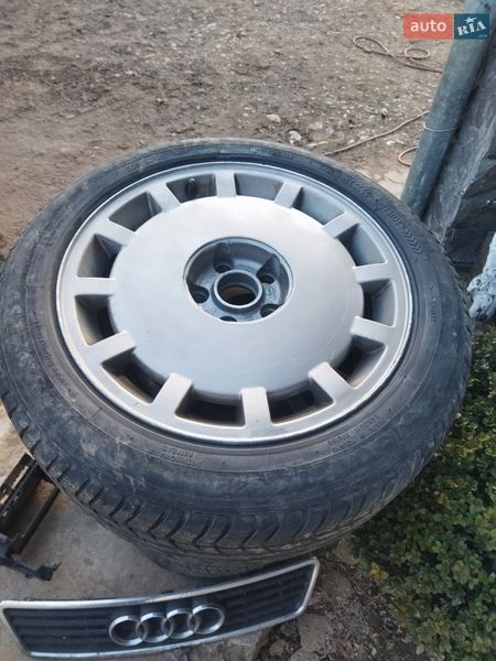 Седан Audi A6 1997 в Берегомету