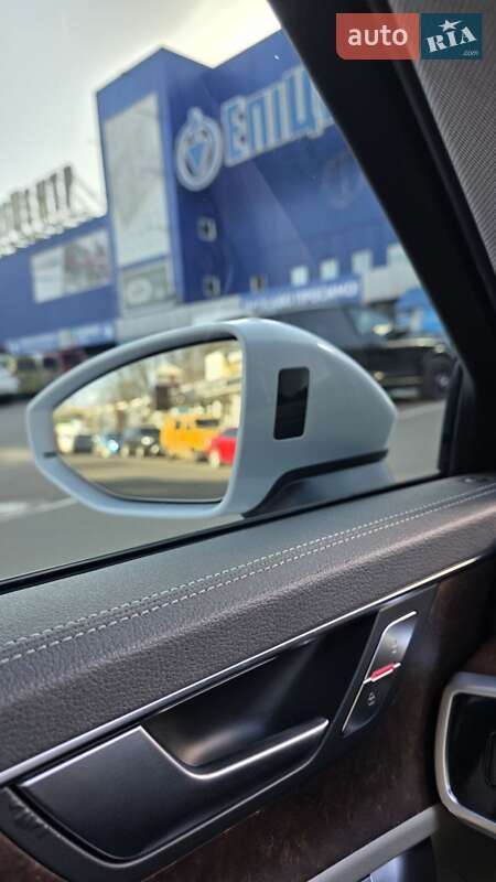 Седан Audi A6 2018 в Киеве