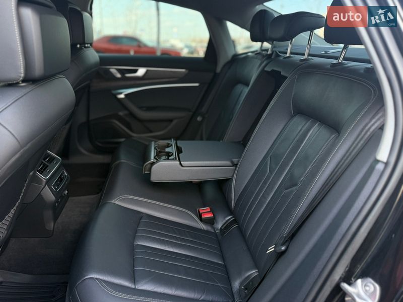 Седан Audi A6 2018 в Киеве