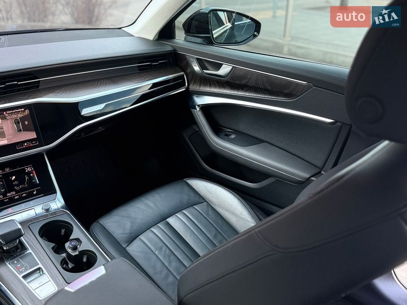 Седан Audi A6 2018 в Киеве