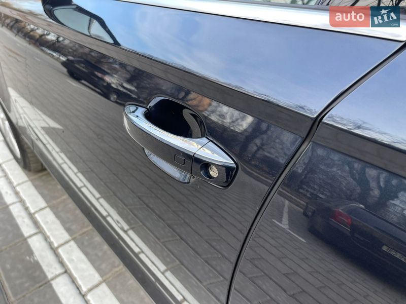 Седан Audi A6 2013 в Ровно