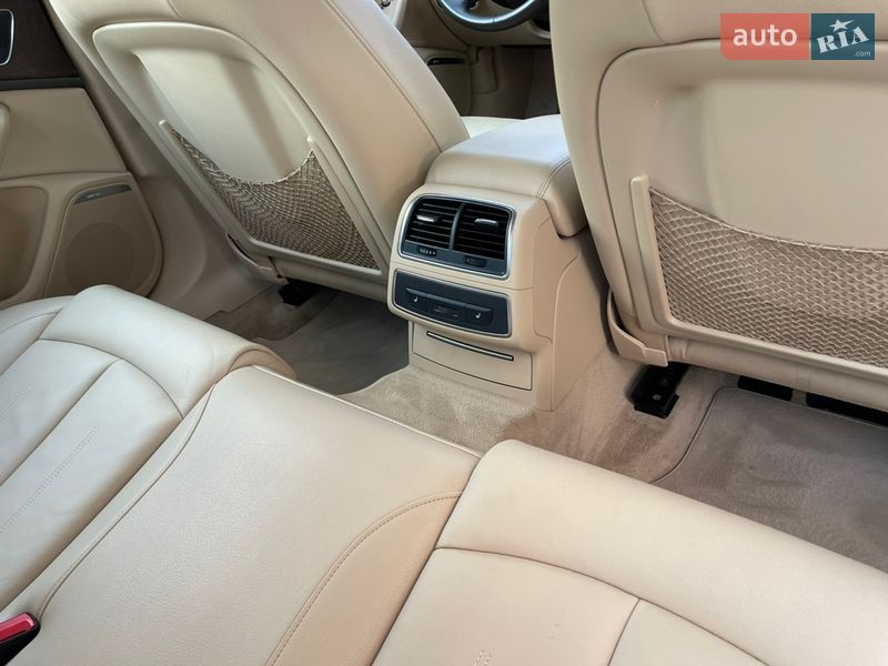 Седан Audi A6 2013 в Ровно