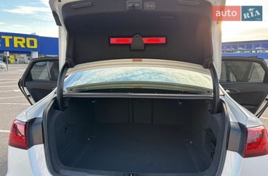Седан Audi A6 2018 в Киеве