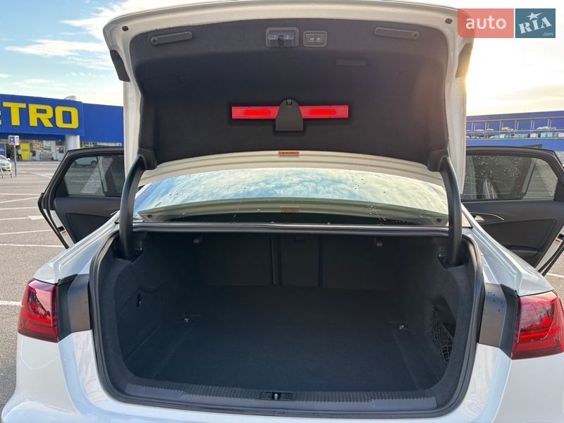 Седан Audi A6 2018 в Києві