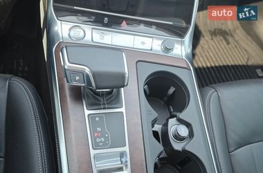 Седан Audi A6 2019 в Черновцах