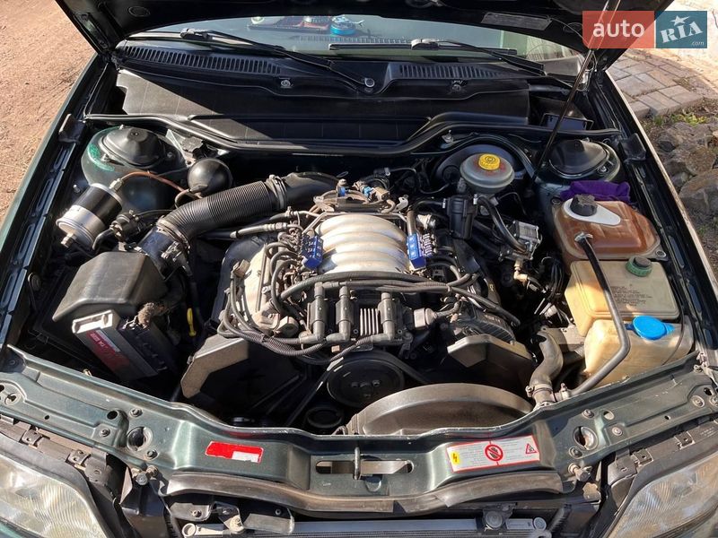 Универсал Audi A6 1996 в Остроге