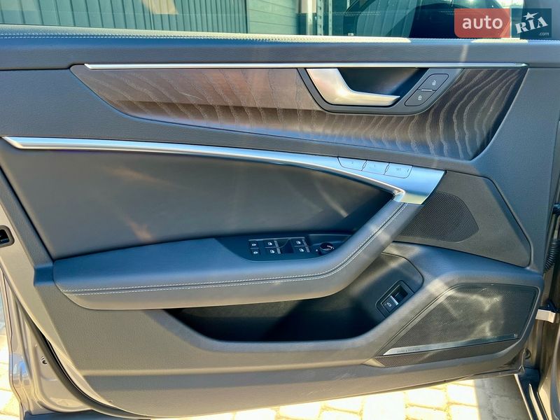 Седан Audi A6 2020 в Киеве