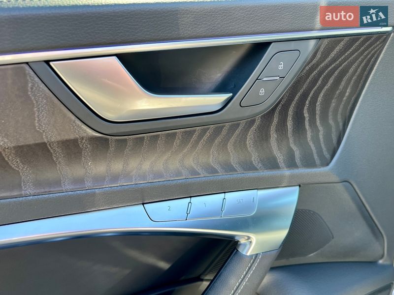 Седан Audi A6 2020 в Киеве