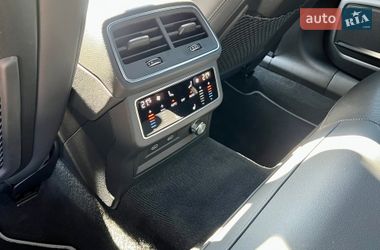 Седан Audi A6 2020 в Киеве