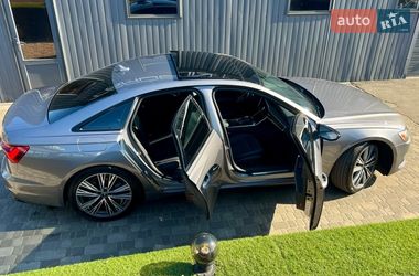 Седан Audi A6 2020 в Киеве