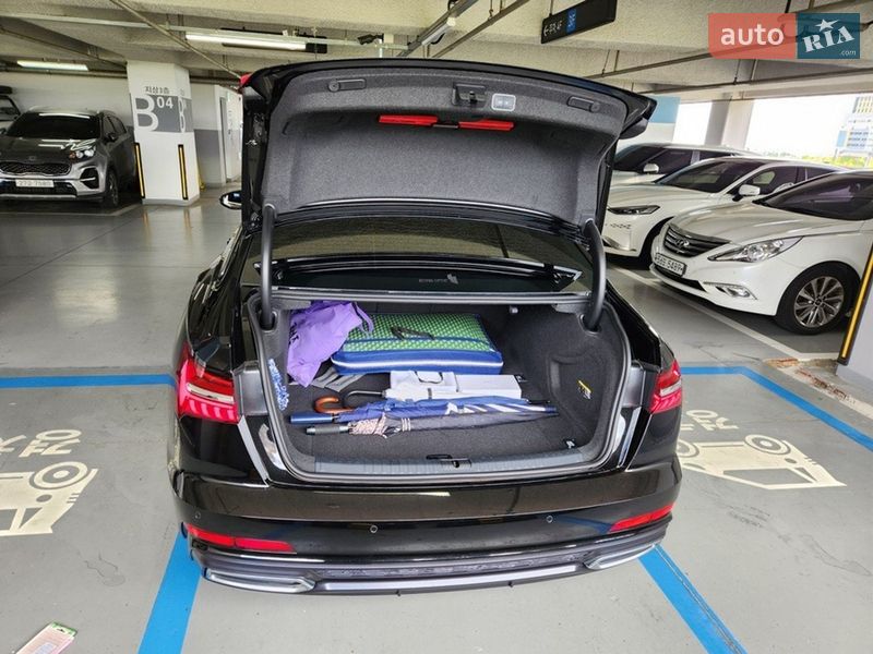 Седан Audi A6 2019 в Киеве