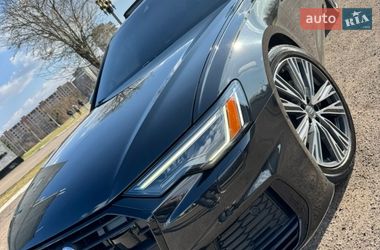Седан Audi A6 2020 в Рівному