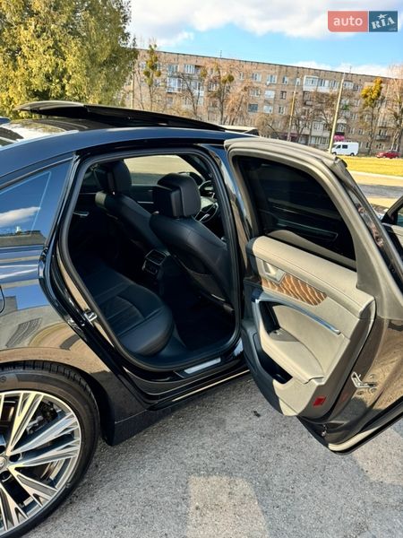 Седан Audi A6 2020 в Ровно