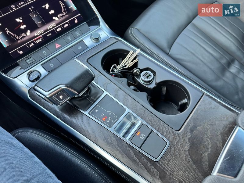 Седан Audi A6 2020 в Ровно