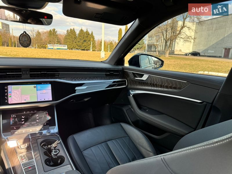 Седан Audi A6 2020 в Ровно